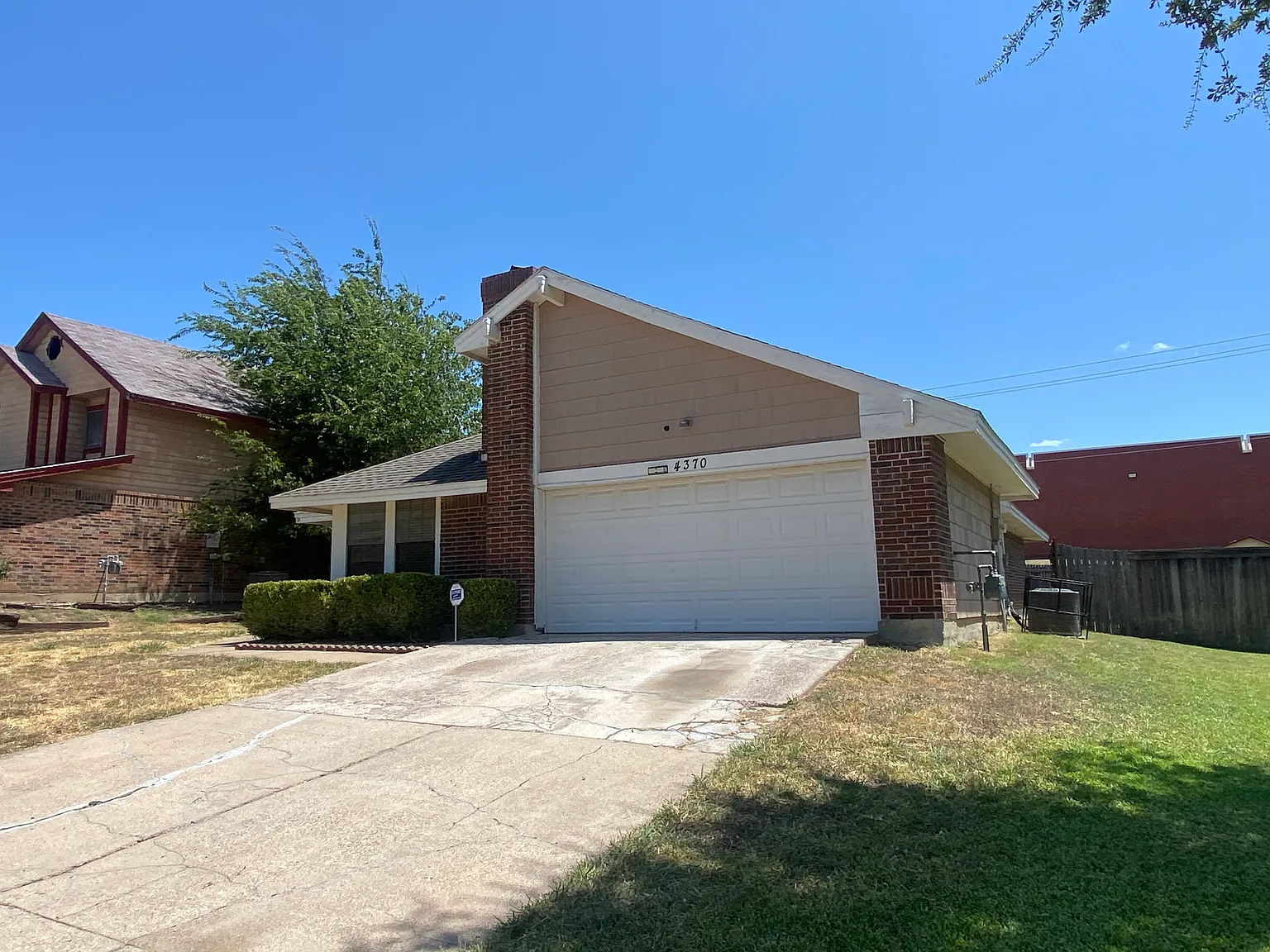 4370 Ashley Ln. Grand Prairie, Tx 75052 — Photo 2