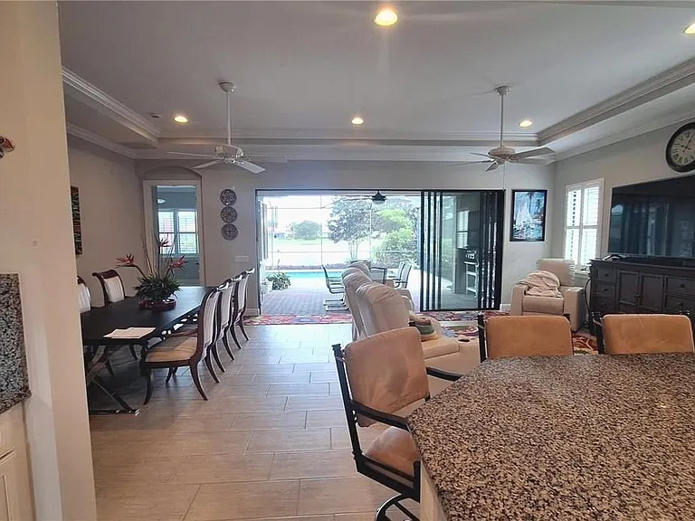 12482 Kentwood Ave — Photo 11