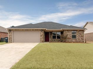 5617 Pin Oak Ln, N Little Rock, AR 72117
