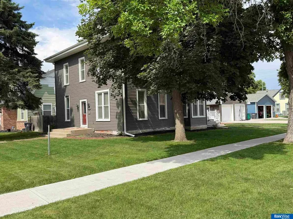 1004 15th St, Aurora, NE 68818