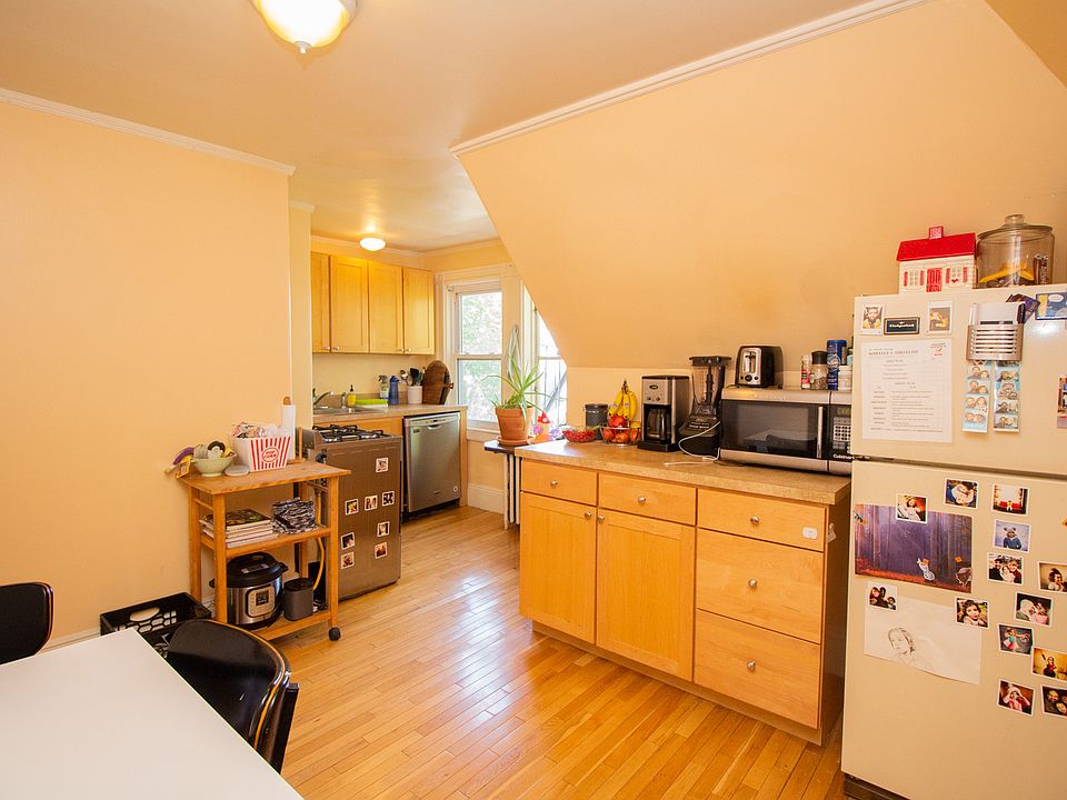 1st image of 17 Kenwood St #A