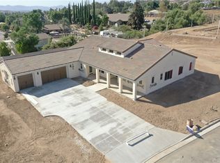 16065 Cresta Verde Dr, Riverside, CA 92504