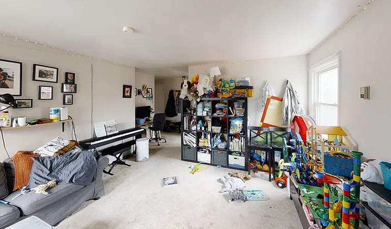 1401 Golden Ave #4 — Photo 5