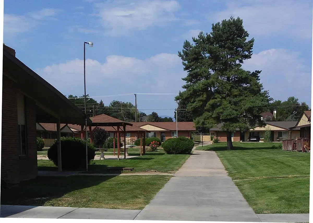 1 Aspen Dr, Loveland, CO 80538 — Photo 3