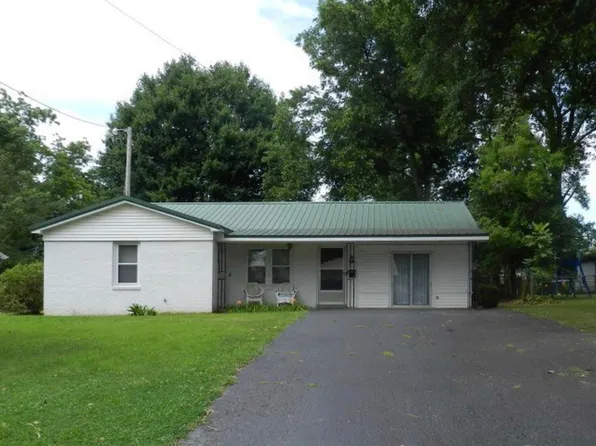 316 W 10th St, Trenton, TN 38382
