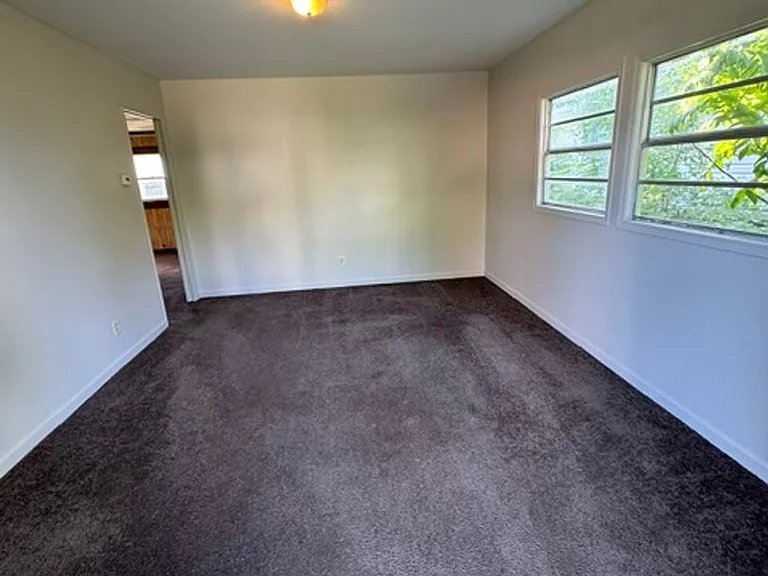 4129 Robinwood Dr — Photo 2