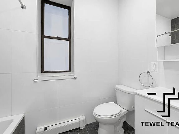 4th image of 510 Manhattan Ave APT 4A