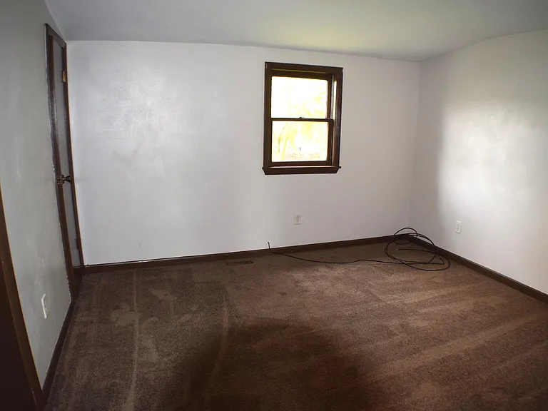 26-28 Carhart Ave — Photo 8