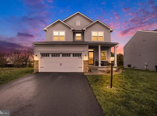 203 Melrose Dr, Gilbertsville, PA 19525