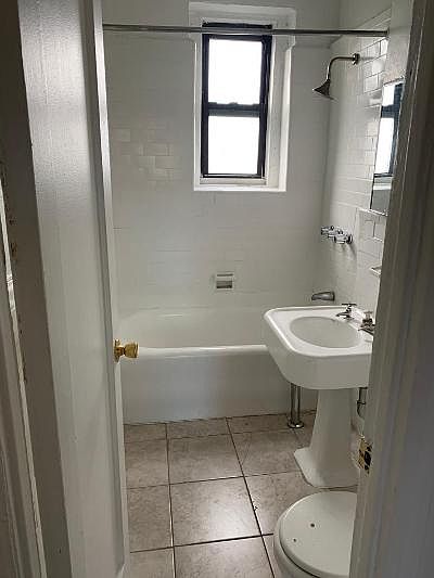 1st image of 261 Gates Ave APT 5E