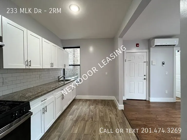 233 Martin Luther King Dr #2 — Photo 4