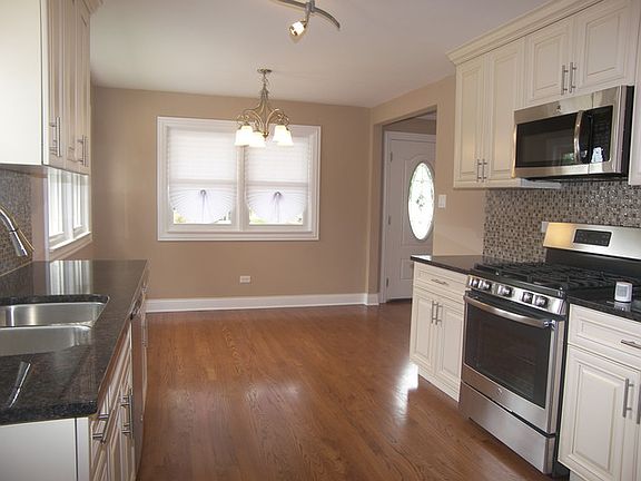 5th image of 9721 S Mason Ave