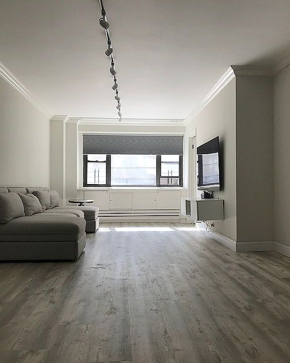 Livingroom - see builtins
