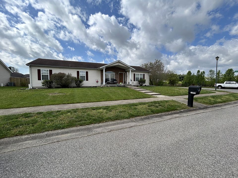 2nd image of 1695 Juniper Dr
