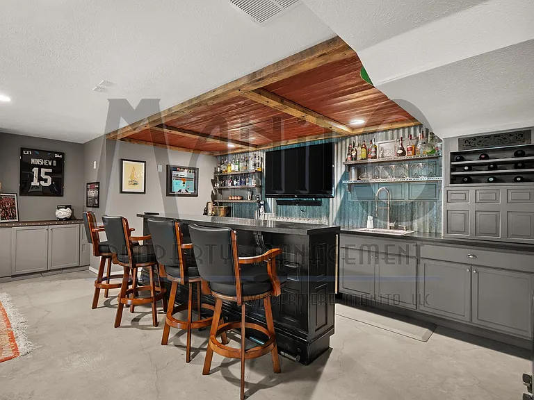 115 E Meadowlane Rd — Photo 30