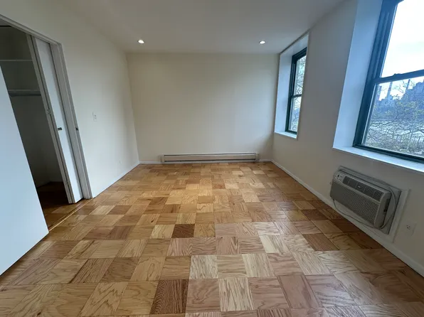 555 East 78th Street image 9 of 16