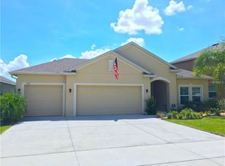 281 Blue Cypress Dr, Groveland, FL 34736