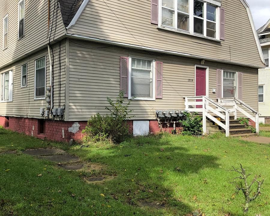 1st image of 1518 Portage St #4