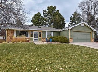 464 Saddlemountain Rd, Colorado Springs, CO 80919