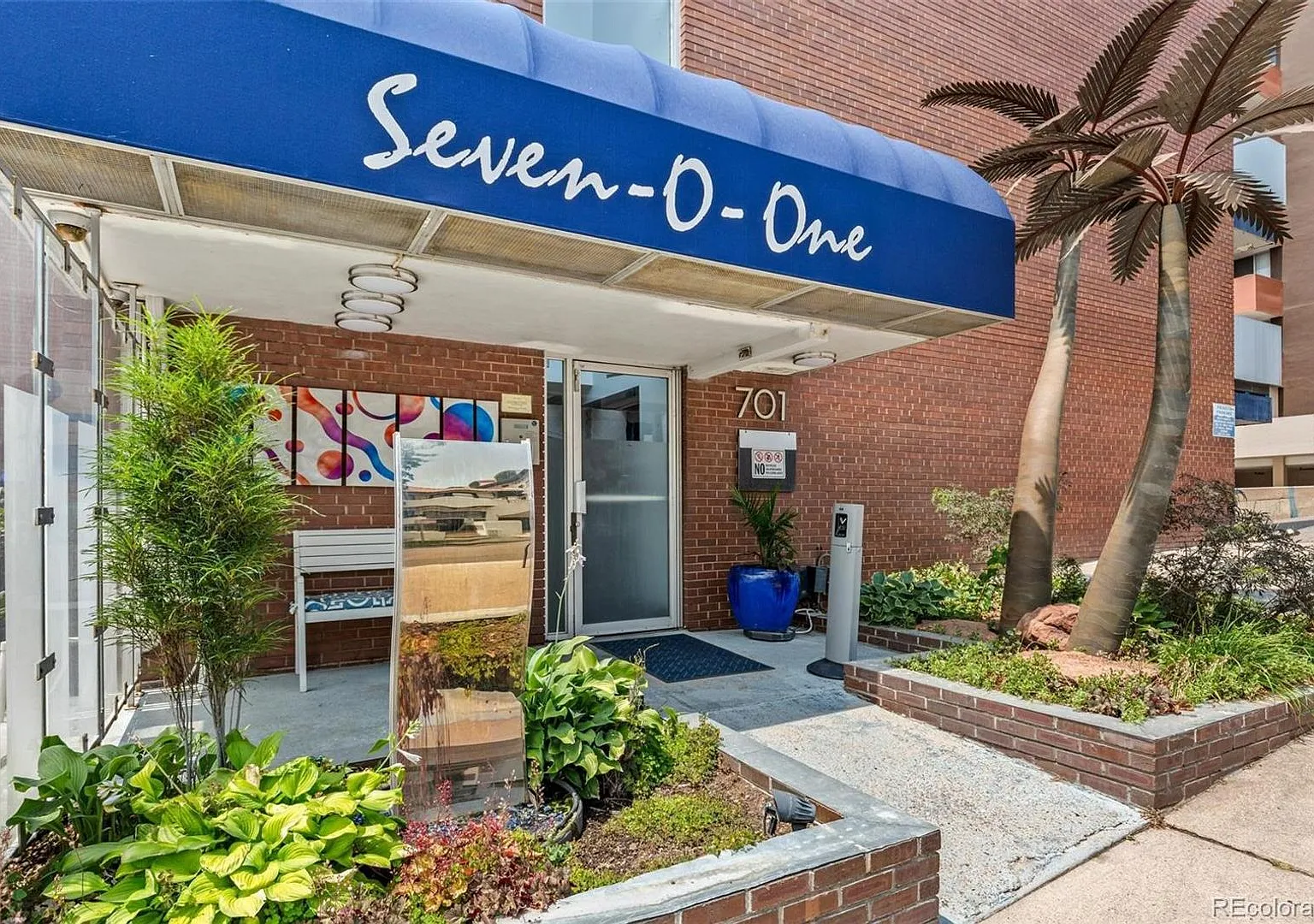 Prime Governor's Park Location Stylish 2-Bed 2-Bath Condo Located Just One Block from the Park an... — Photo 1