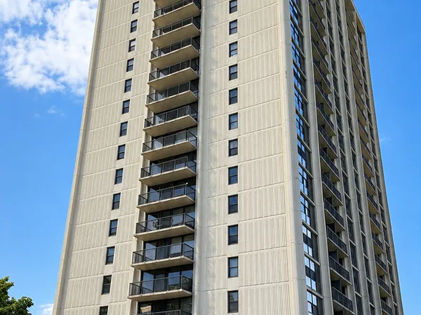 2901 S Michigan Ave APT 1704, Chicago, IL 60616