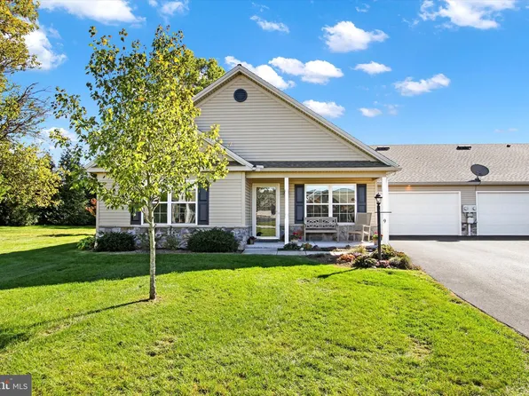 9 Dogwood Ct, Gettysburg, PA 17325