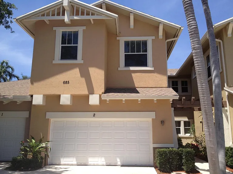 685 Pacific Grove Dr #2 — Photo 18