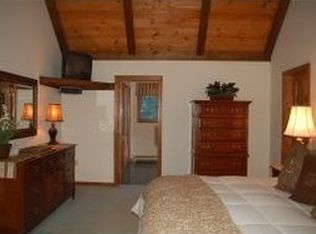 6 Steeple View Ln, Bedford, NH 03110