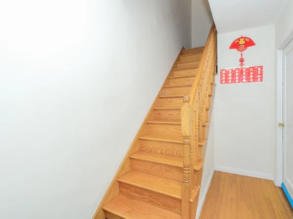 2162 Brown Street image 11 of 14