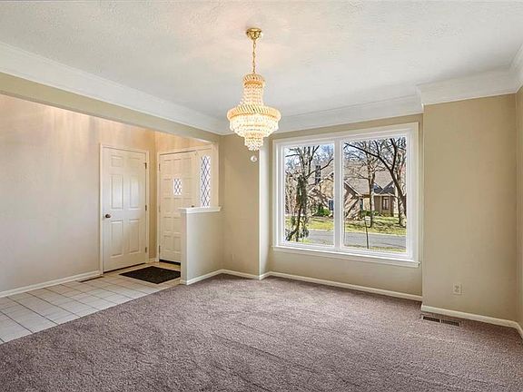 2nd image of 10266 Garnett St