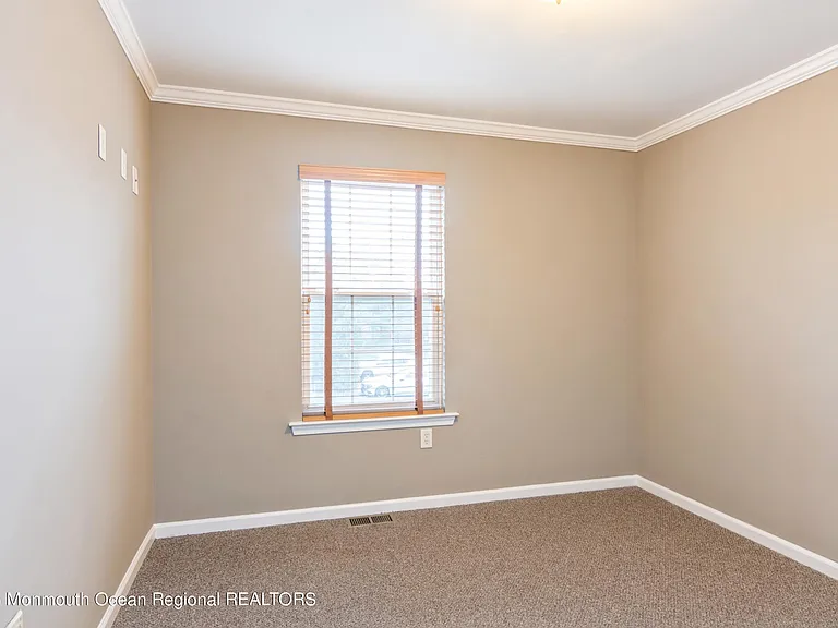 34 Chimney Ct #181 — Photo 13