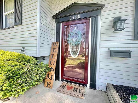 2nd image of 5409 Glenn Ave