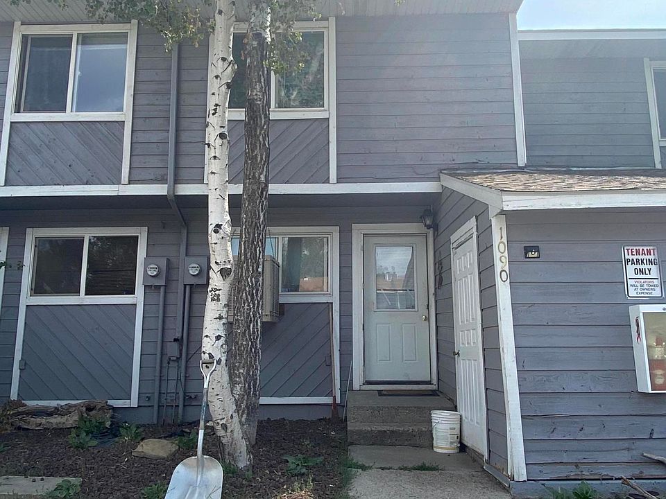 1st image of 1090 E 7th St