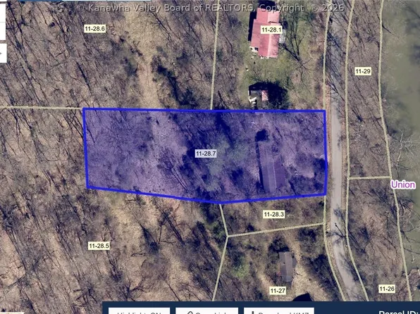 261 Poca River Rd, Charleston, WV 25312