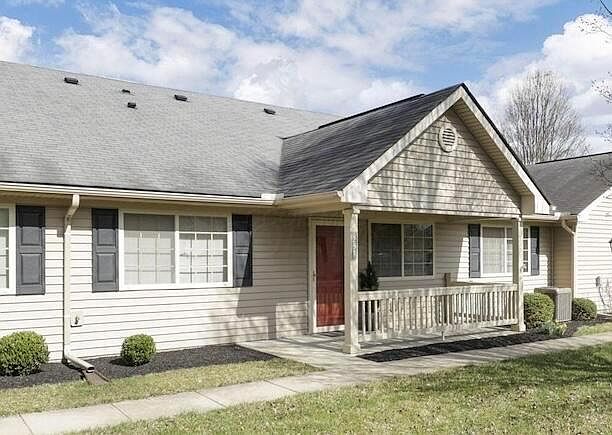 1st image of 240 Wildwood Ct
