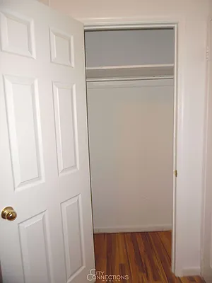 Rented by City Connections Realty | media 20