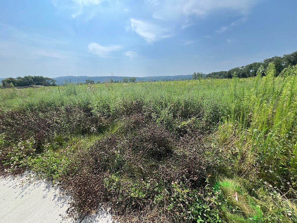 2nd image of 1522 Conservancy Ct
