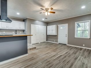 320 Mission St #A, Denton, TX 76205