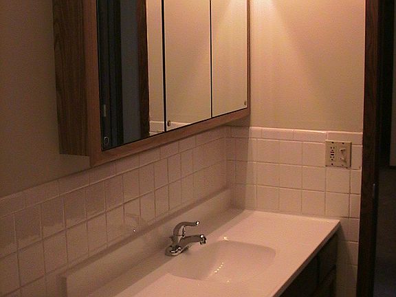 2nd image of 1905 Wilson Ave APT 108