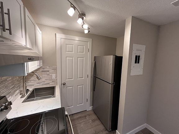 3rd image of 5009 NE Hazel Dell Ave #7