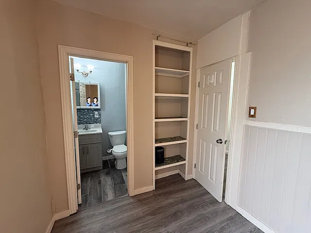 343 Lincoln Ave #1/2 — Photo 11