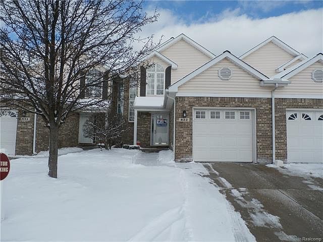 1st image of 822 Natures Cove Ct #1