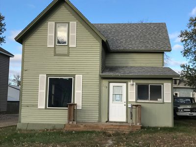 213 4th St NE, Watertown, SD, 57201