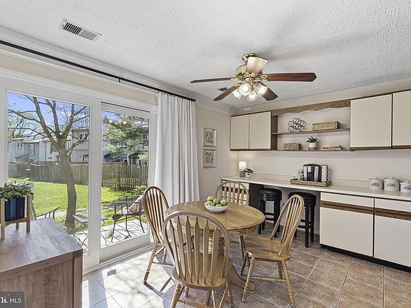 4th image of 7281 Larrup Ct