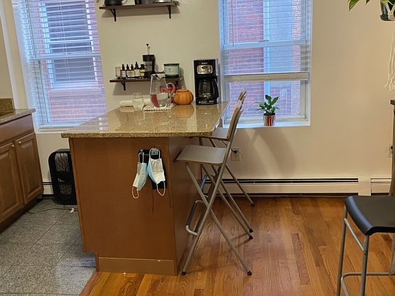 4th image of 20 Hanover Ave #2A