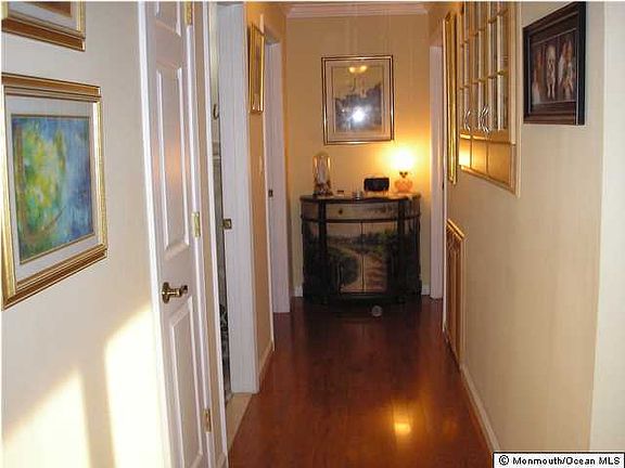 4th image of 189 Sterling Court #A