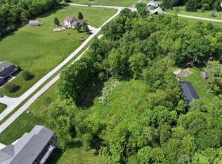 937 Willow Rd, Springfield, OH 45502