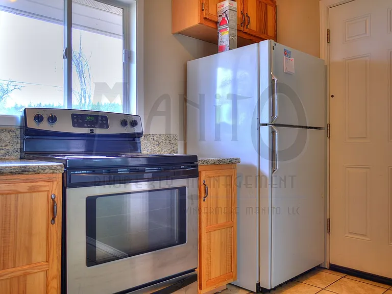 4017 E Grace Ave — Photo 8
