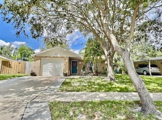779 34th St SE, Largo, FL 33771