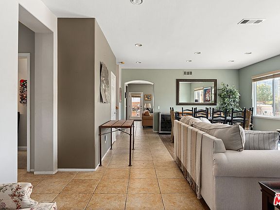 3rd image of 25014 Oliver Way